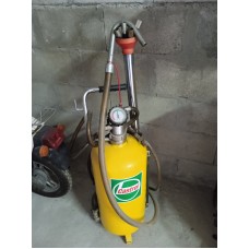 Colector pneumatic de ulei cu rezervor de 24 litri (Meclube ME 01420)