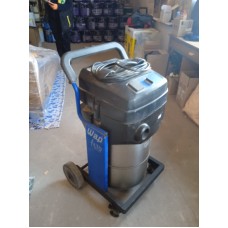 Aspirator cu apă uscată WP 60459 SQ650-11, corp albastru, rezervor din oțel inoxidabil (64 litri)