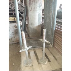Stâlp cu filet PL cu piuliță, H = 0,5–0,6 m